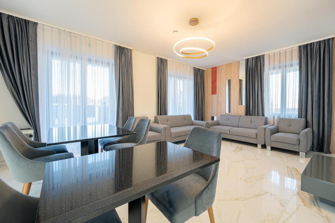 Klia Hotel Sanmartin Bagian luar foto