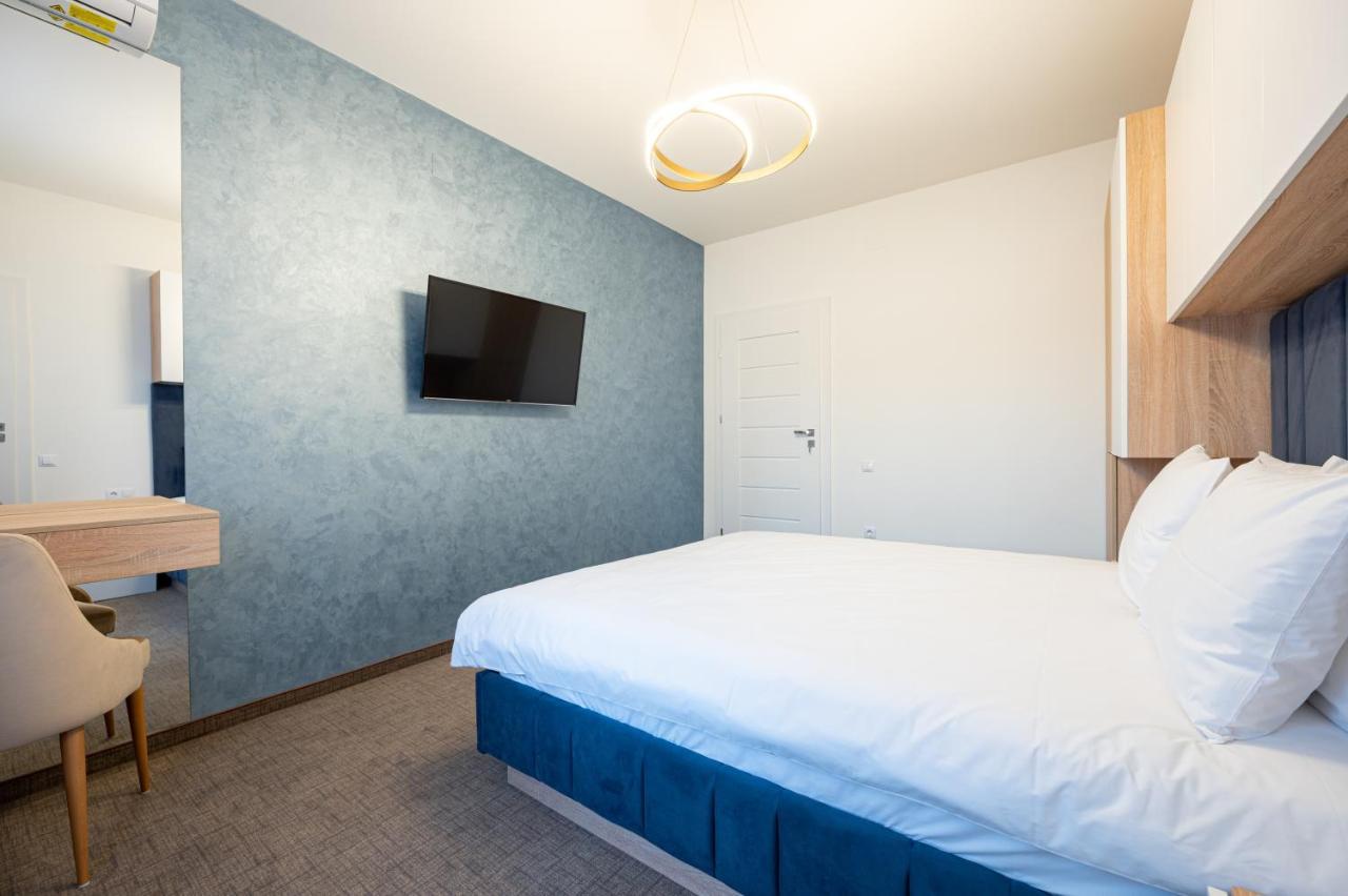 Klia Hotel Sanmartin Bagian luar foto